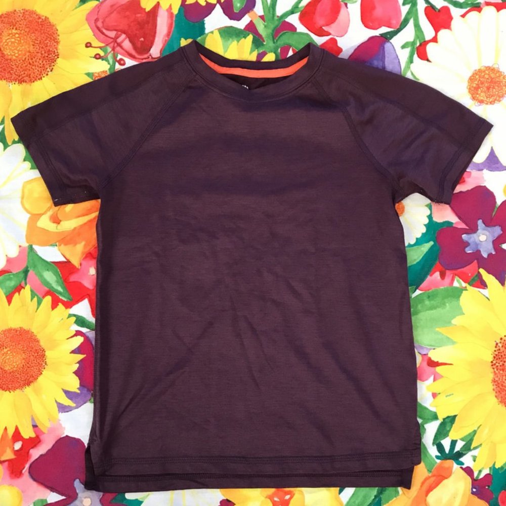 Kids All in Motion Burgundy Moisture Wick Gym Athletic Wear T-Shirt S